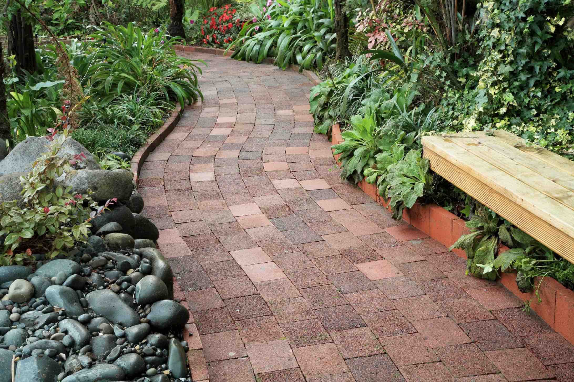 Exterior Cleaning - Edwards & Hardy Services