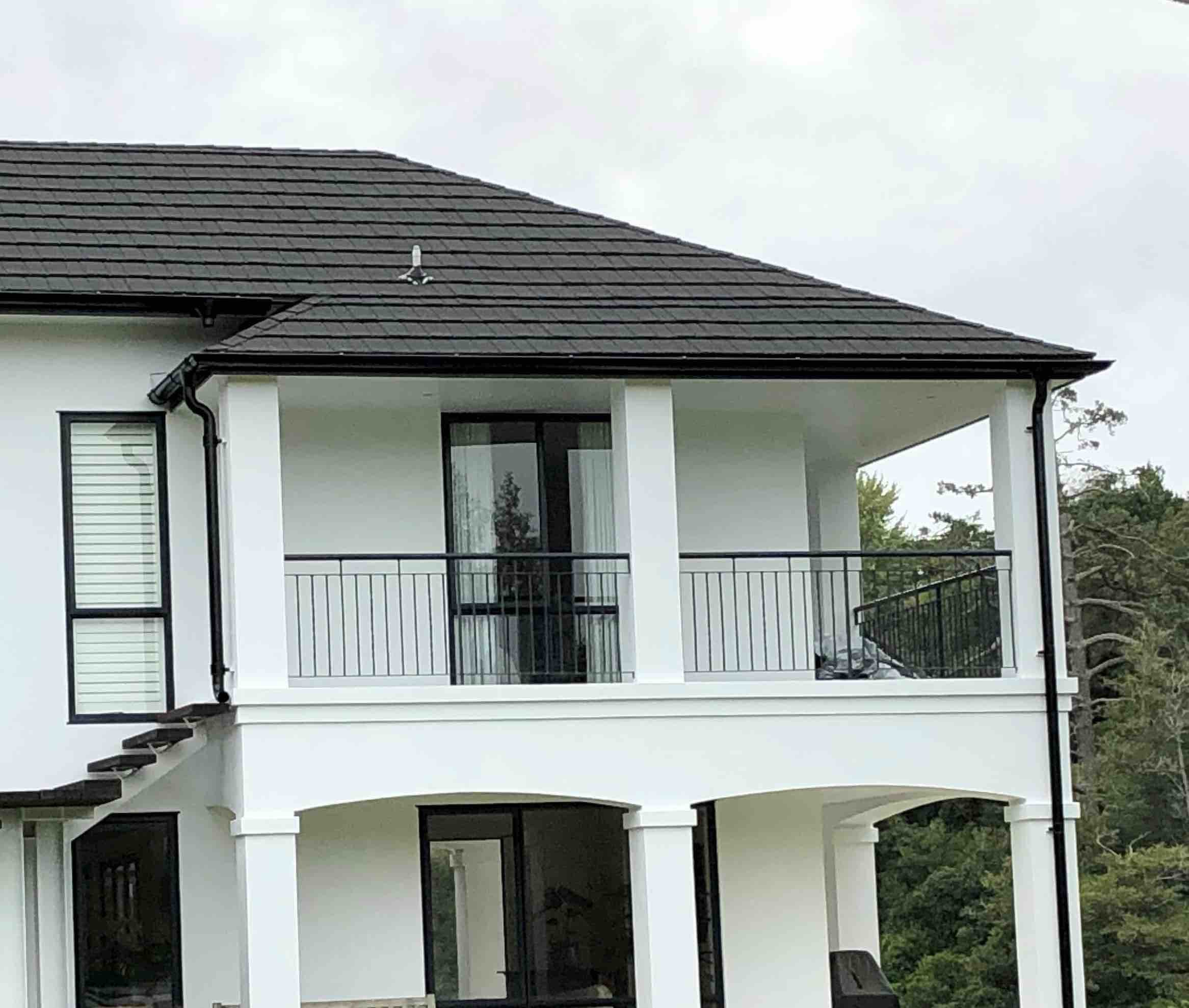 Safety equipment during gutter work